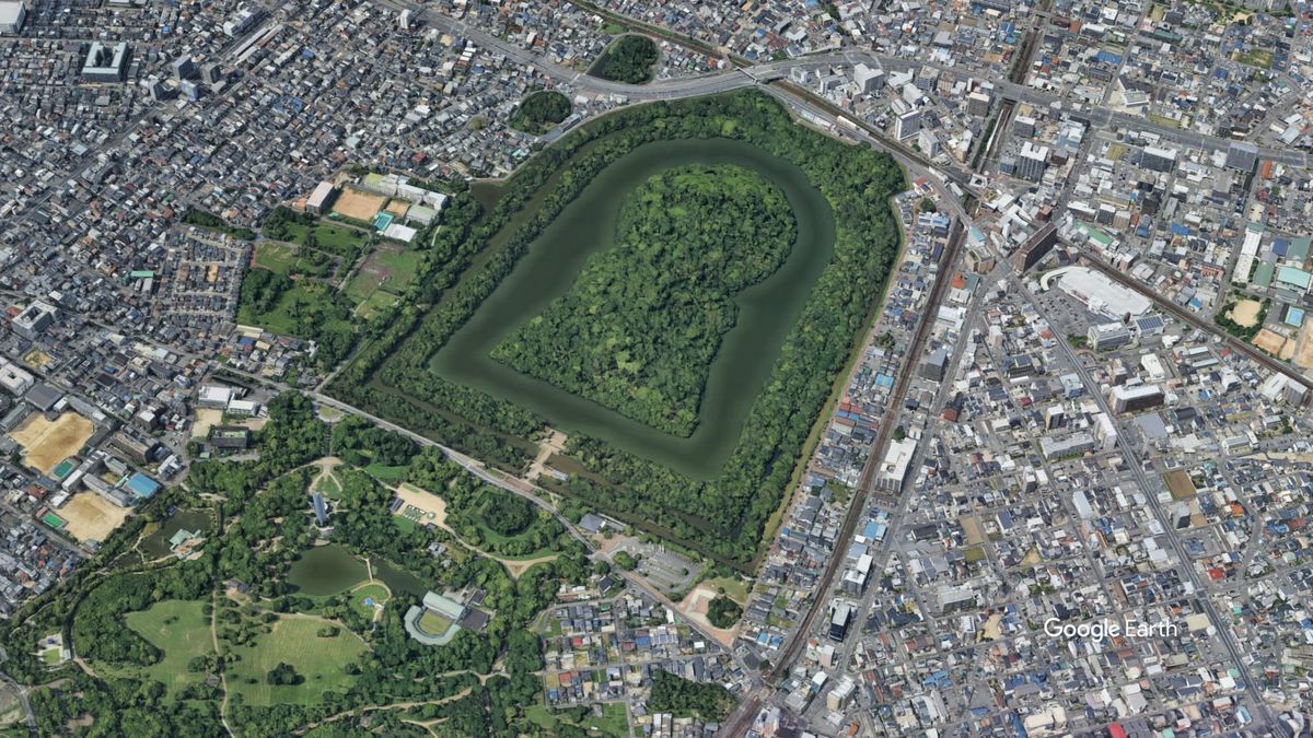 Osakas riesige Hügelgräber