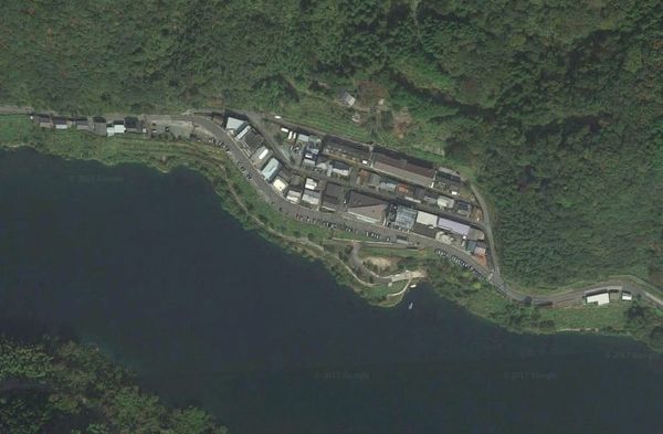Das Dorf Okawa aus der Luft.