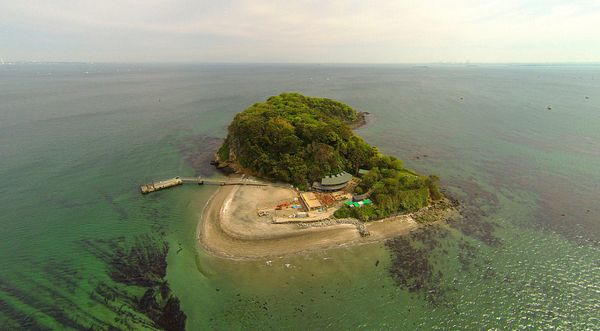 Sarushima in der Bucht von Tokio.