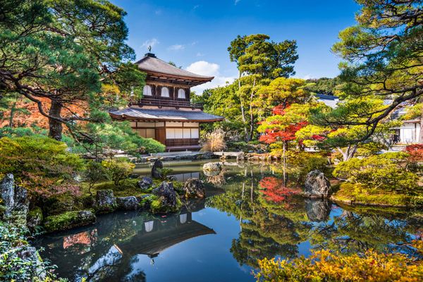 Eine beliebte Sehenswürdigkeit in Kyoto: Der Silberne-Pavillon-Tempel Ginkakuji.