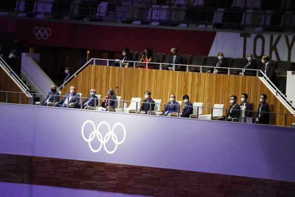 Kaiser Naruhito (Mitte) während der Eröffnungszeremonie von "Tokyo 2020" am 23. Juli 2021.