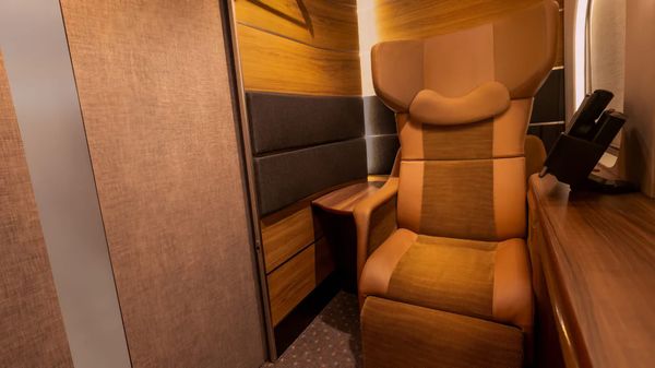 Ein Shinkansen mit luxuriösem Privatabteil