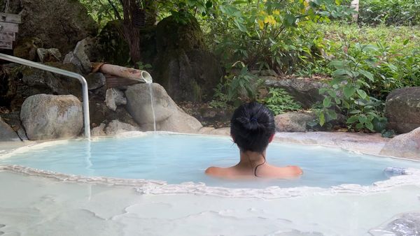 Ein Onsen-Ort, den niemand zufällig findet