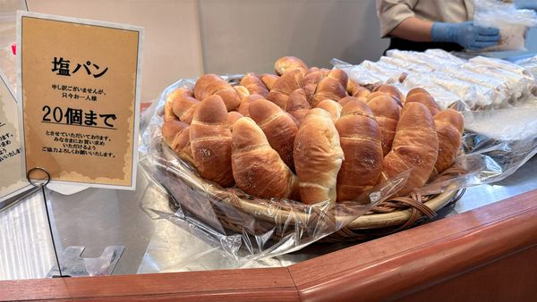 Shiopan: Das Brot, für das Tokio Schlange steht