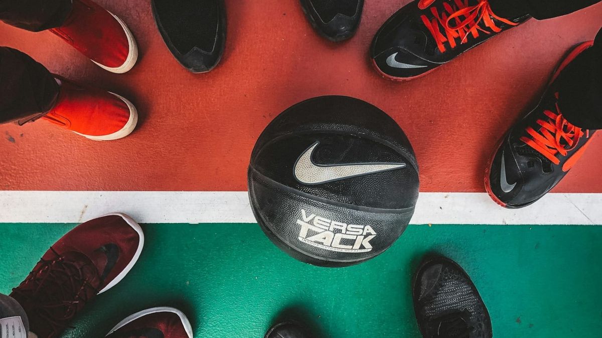Nike stock falls to an 11-year low as China and digital sales pressure its turnaround