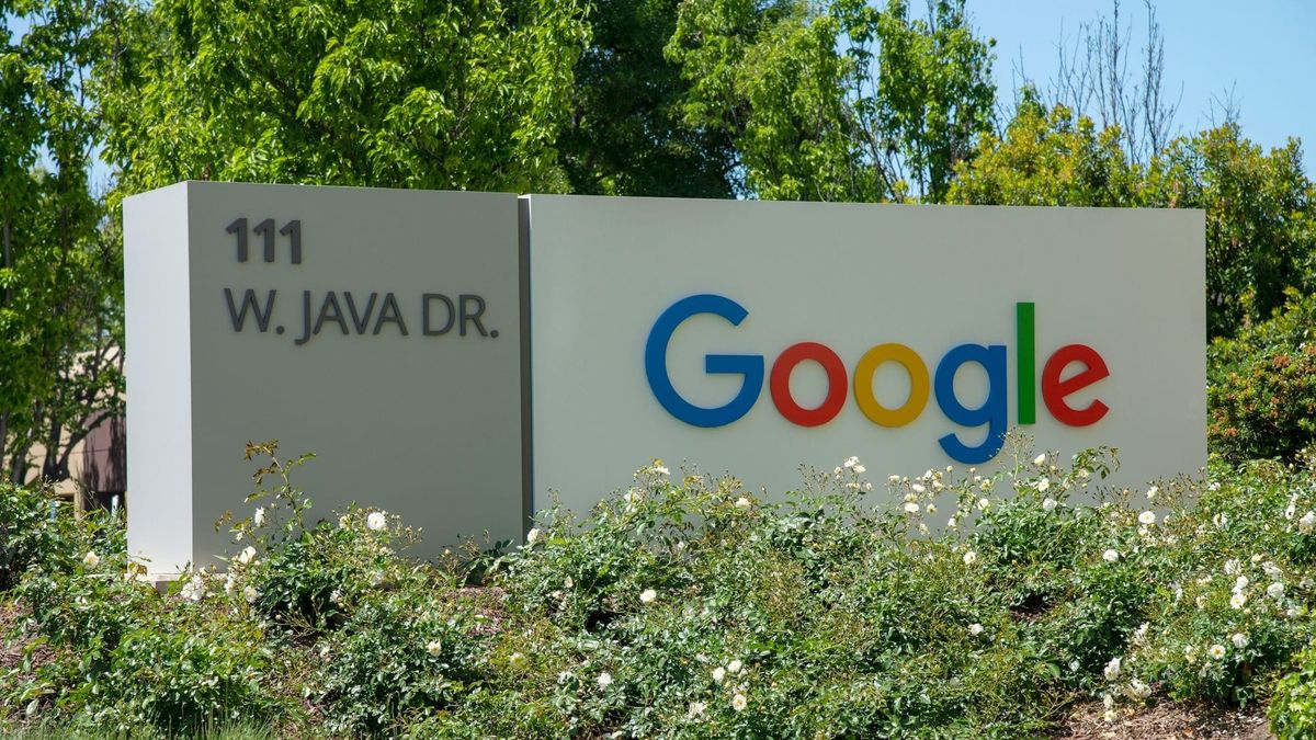 Alphabet expands AI spending as Berkshire increases its stake and bond financing grows