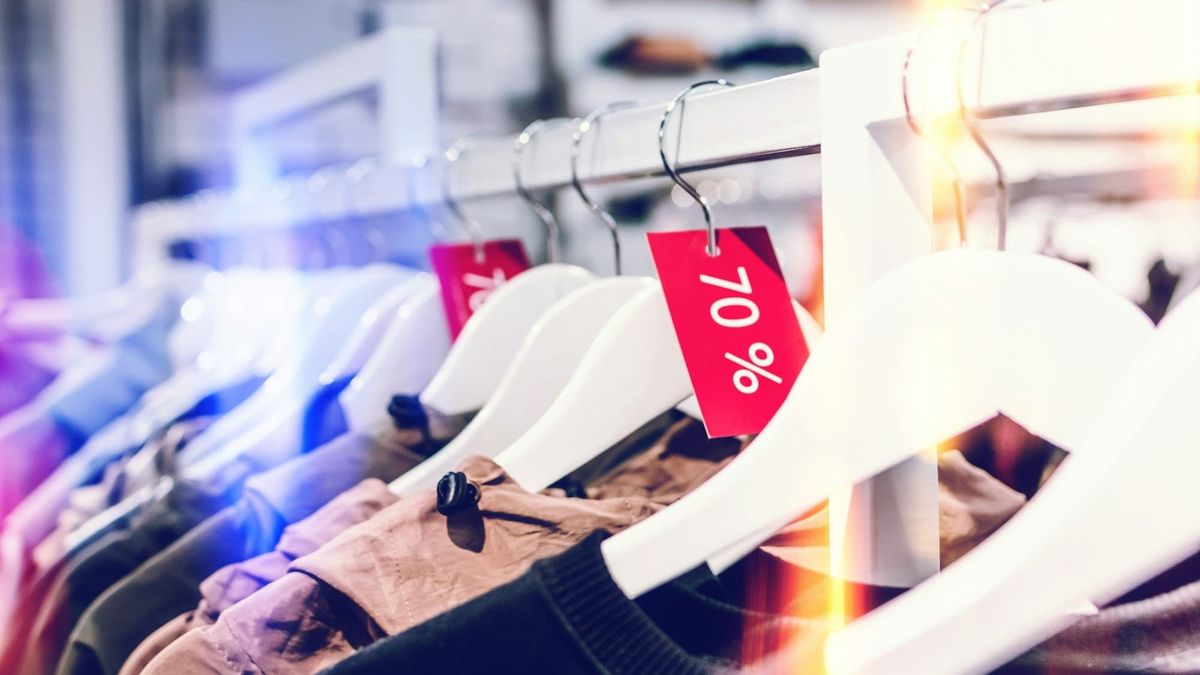 TJX stock falls as Marmaxx weakness offsets stronger Q2 earnings and margins