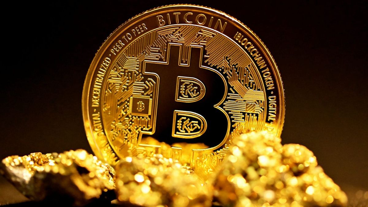 Bitcoin rises as fiscal, regulatory and institutional crypto themes converge