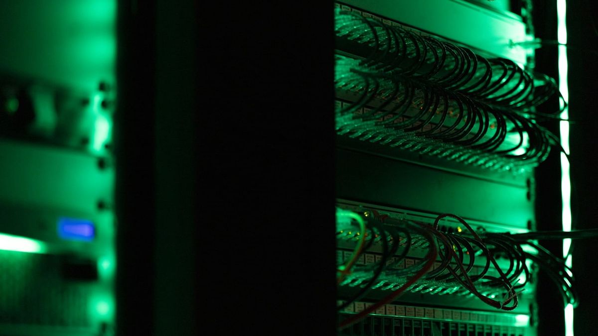 CoreWeave and Nebius surge as AI cloud demand drives rapid revenue and backlog growth