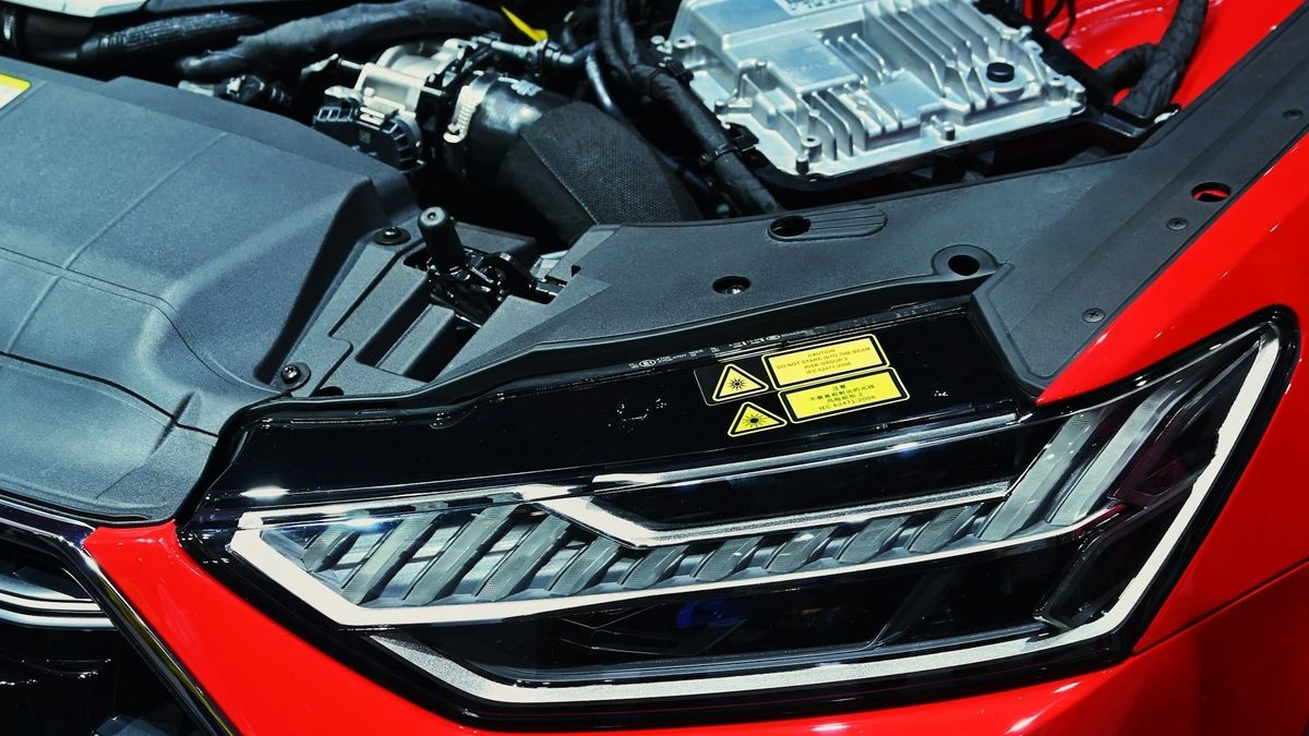 AutoZone earnings beat forecasts as margins expand despite softer quarterly sales