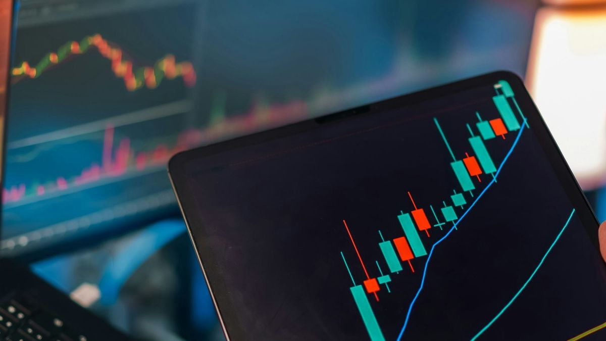 Markets reward execution as AI growth, rates and guidance reshape stocks