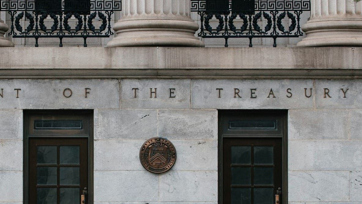 Federal Reserve inflation concerns and rising Treasury yields influence U.S. interest rate expectations