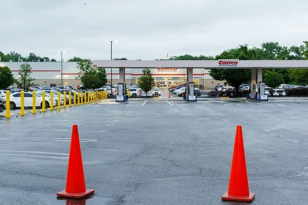 Costco warehouse and gas station traffic increase during strong third-quarter earnings report