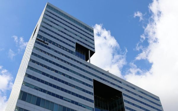 Accenture headquarters as investors assess growth outlook and consulting demand