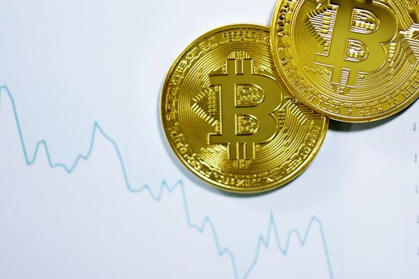 Bitcoin selloff pressures Strategy shares and preferred stock funding model