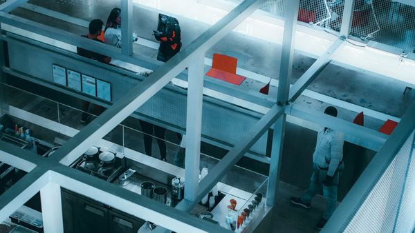 Texas Instruments semiconductor manufacturing and earnings growth trends