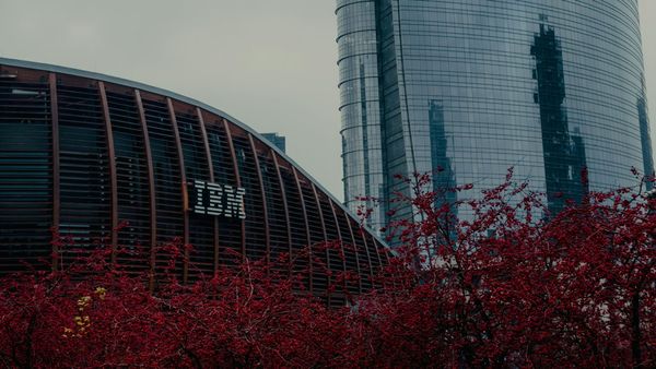 IBM Revenue Outlook Cut Signals Ongoing Enterprise Spending Pressures