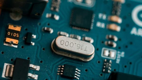 Broadcom AI chip financing highlights massive infrastructure demand and growing financial exposure