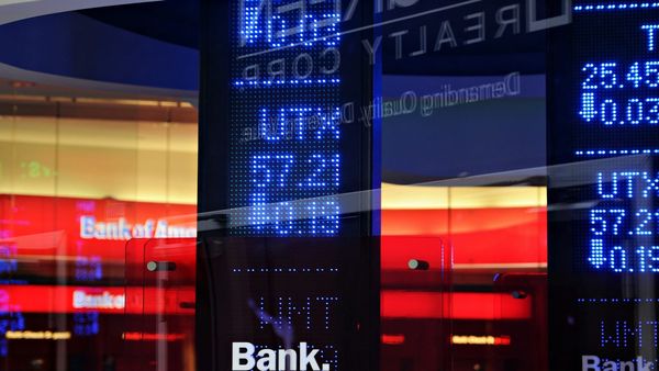 Markets weigh AI growth against $100 oil, inflation and rising Treasury yields