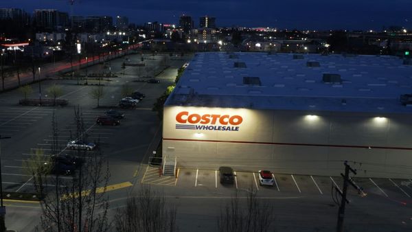 Costco warehouse as sales, digital growth and expansion spending rise