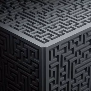 Frontiers: Why Frontier Reasoning Models fail on Interactive 2D Mazes