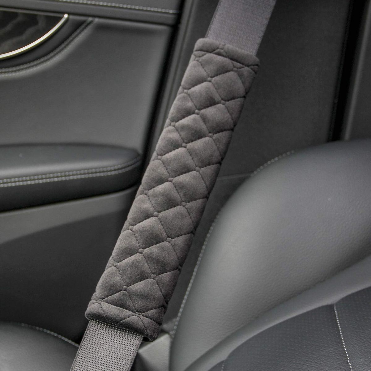 Experience Ultimate Comfort: Grab Your Seat Belt Cushion Now!
