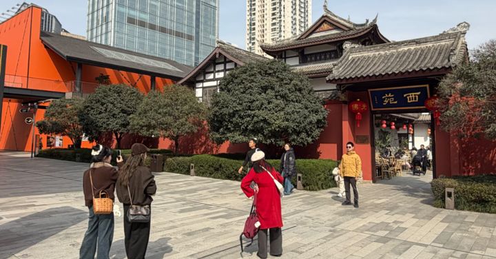 The World Traveller Who Cannot Visit the Forbidden City