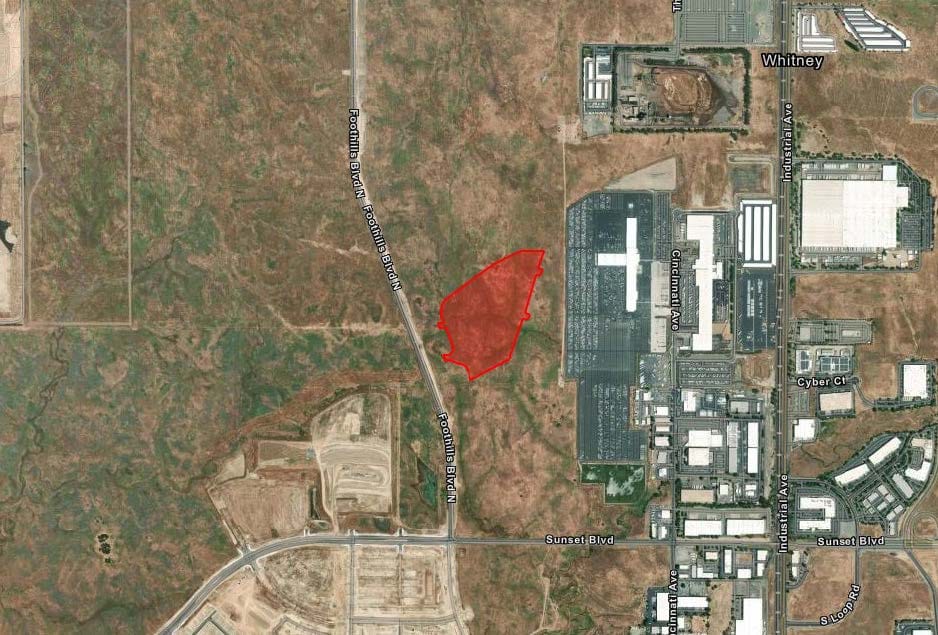 A satellite map highlights the Alchemy Surf Resort site in red, east of Foothills Boulevard North and north of Sunset Boulevard in unincorporated Placer County.
