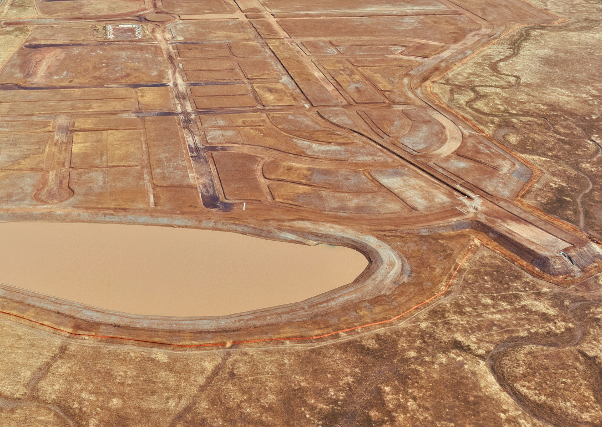 Aerial view of the Braden development site near Rancho Cordova shows freshly graded streets, housing pads, and curved road layouts. Image: Onsite Observer. 