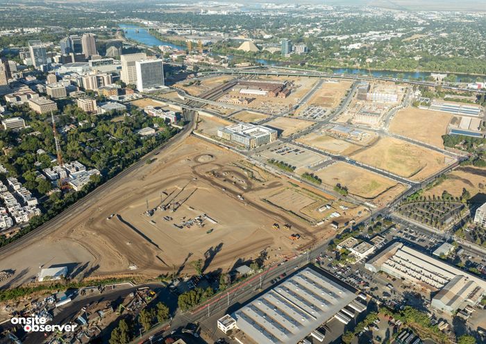 New aerials capture the latest progress as a hospital, stadium and concert venue rise across Sacramento’s 244-acre Railyards. Image: Onsite Observer.