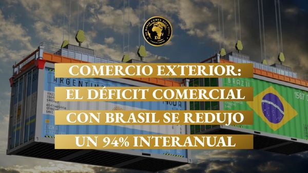 Camiones de carga en un paso fronterizo entre Argentina y Brasil, representando el comercio exterior y el intercambio bilateral tras la fuerte reducción del déficit comercial.