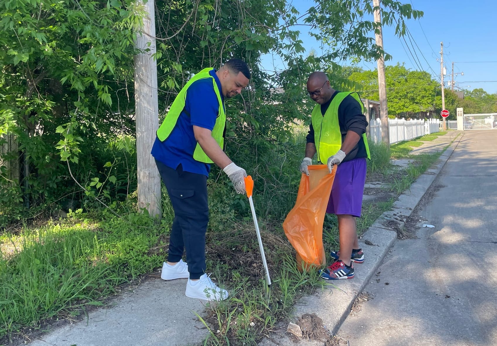 Community cleanup beautifies BR for Spring weather and Easter celebration