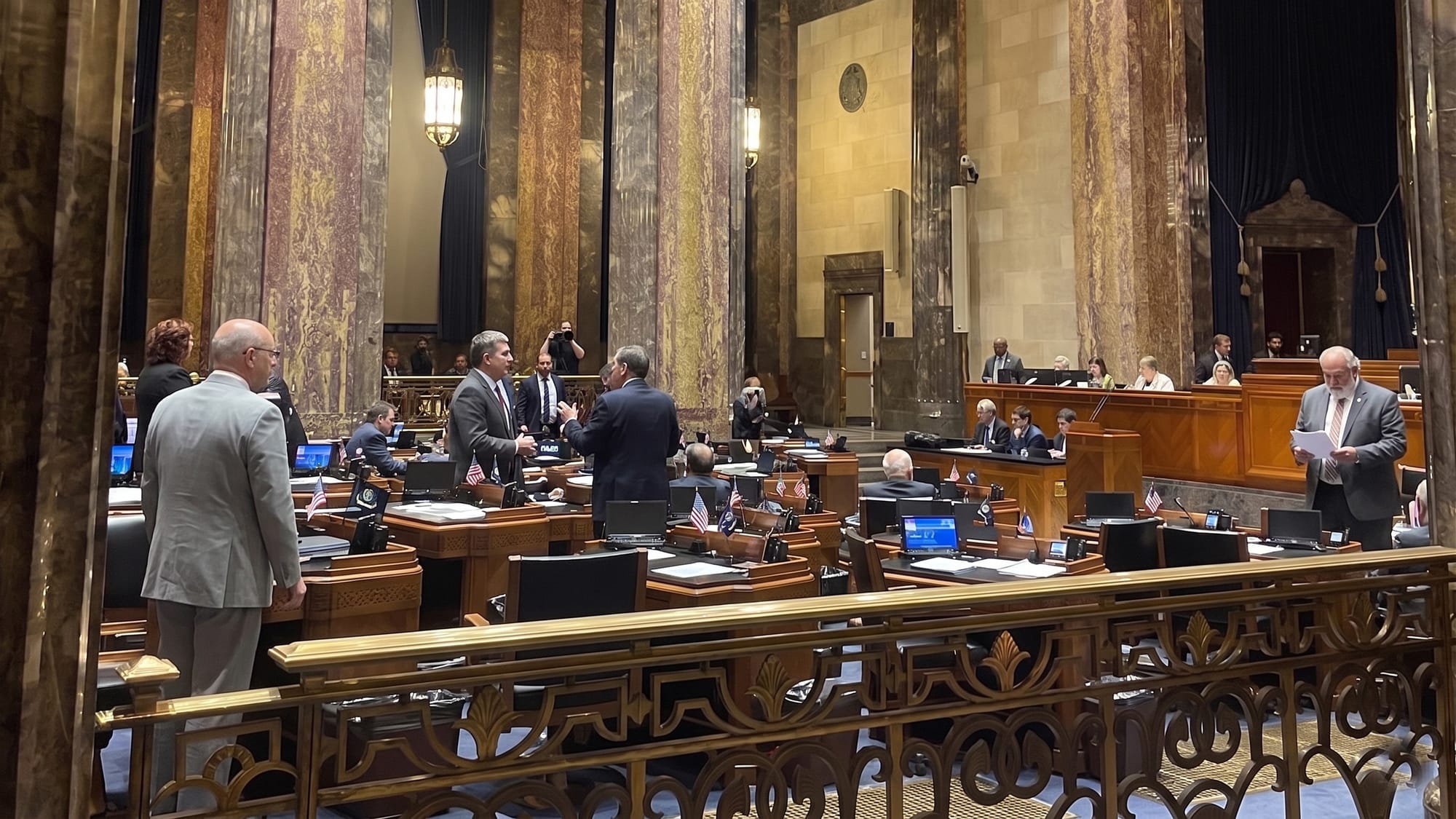 Louisiana Congressional Redistricting Fight Intensifies as May 8 Hearings Approach