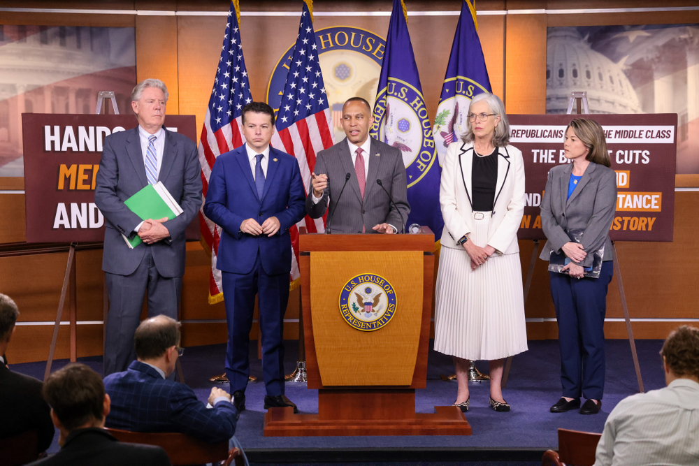 Democrats Push Discharge Petition to Block GOP Medicaid, SNAP Cuts post image