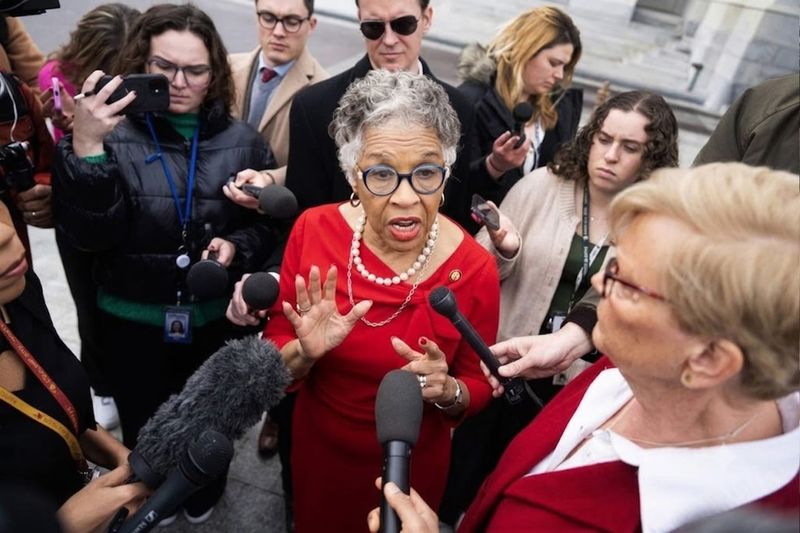Judge Orders Trump Name Removed From Kennedy Center as Rep. Joyce Beatty Emerges as Central Figure in Legal Victory Over Governance Fight post image