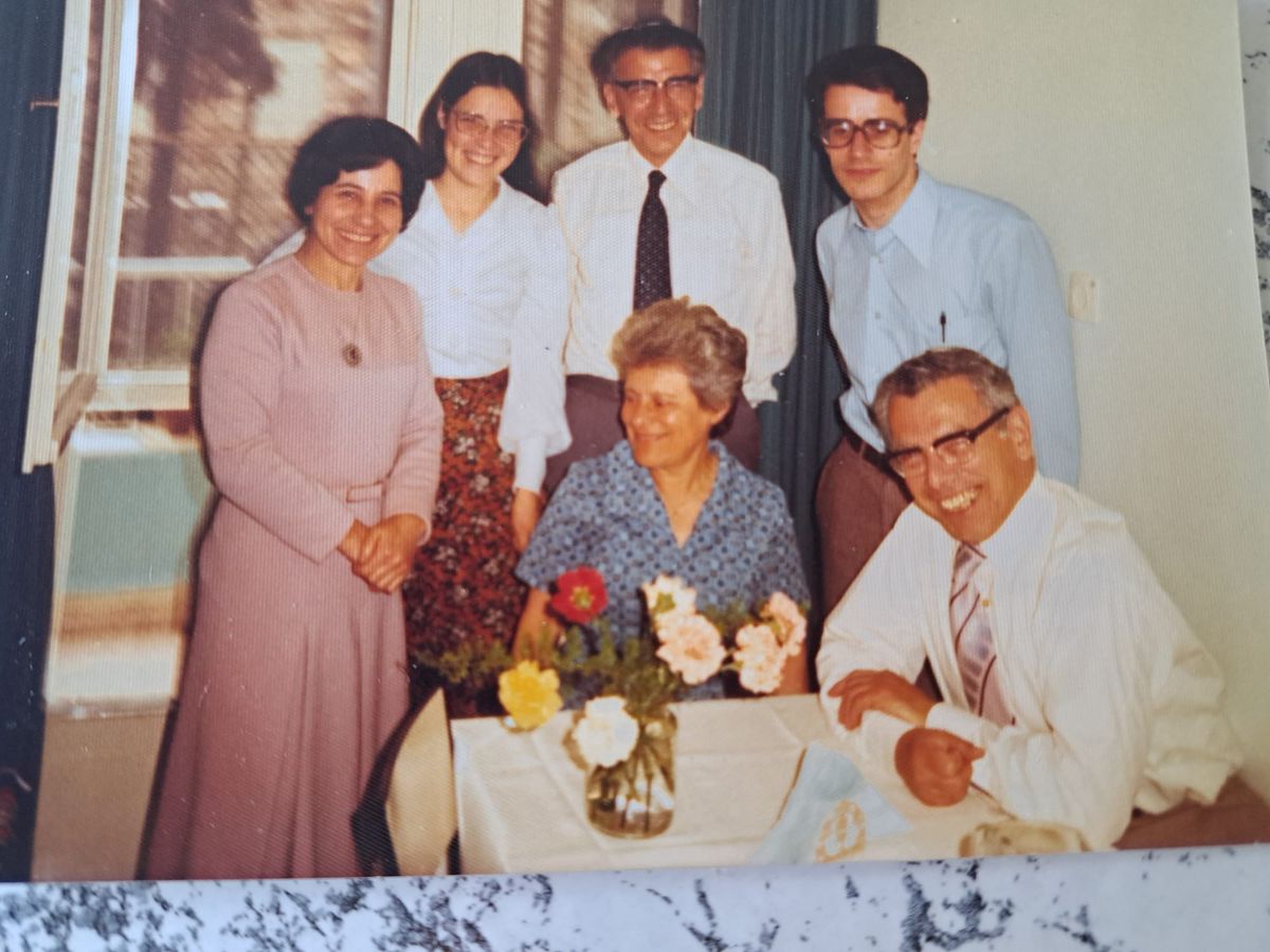 עוד על חייה של גדוּלה