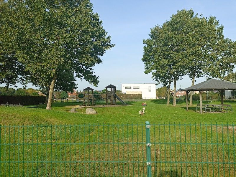 Spielplatz „am Markusplatz“ in Tüddern : wo sind die Spielgeräte hin ?