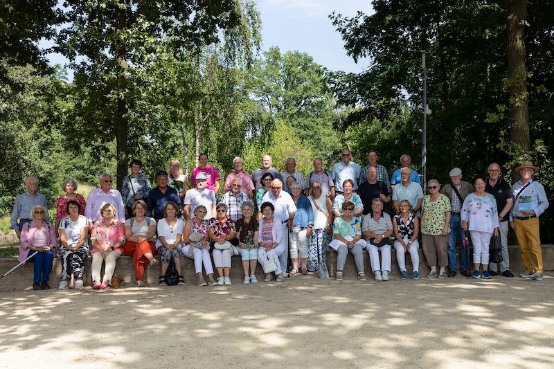 Heimatvereinigung Selfkant auf Tour nach Ysselsteyn und Camp Vught in den Niederlanden