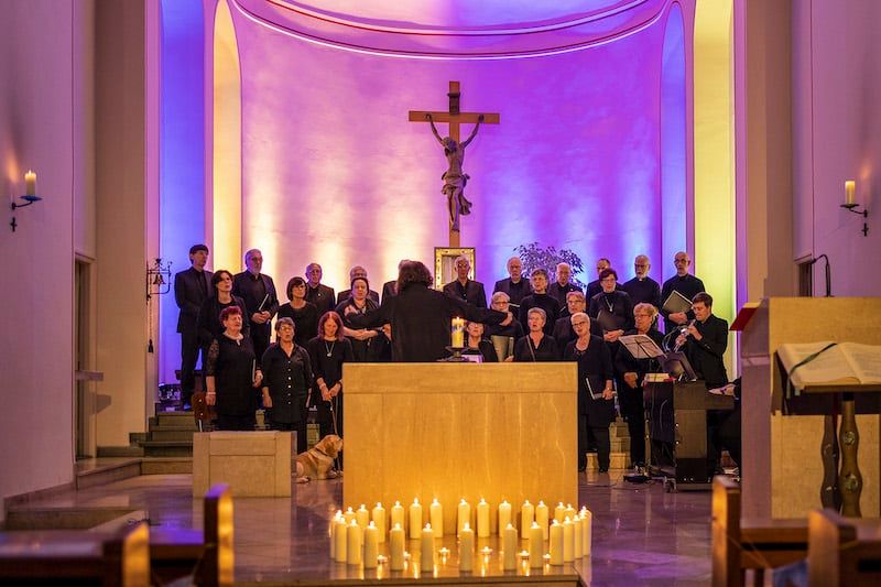 Taize` Gesänge verzaubern Höngen