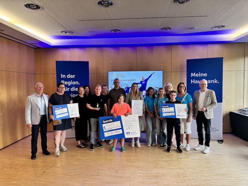 Insgesamt sieben Vereine bewarben sich bei der Volksbank Heinsberg eG um die „Sterne des Sports“