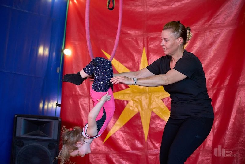 Vorhang auf - die show beginnt