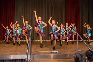 Showtanzgruppen zeigen ihr Können