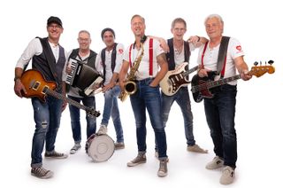 Party unterm Weihnachtsbaum mit Hätzblatt und den Holtens