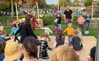 Kath. Sprachkindergarten „Rappelkiste“ feiert Fest der Kulturen