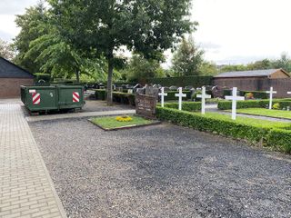 Friedhofsarbeiten in vollem Gange!