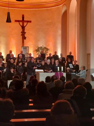 Taize` Feier des Pfarrcäcilienchors Höngen am Gründonnerstag