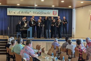 Pfarrcäcilienchor Höngen on Tour in Waldfeucht