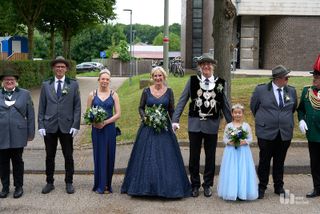 Schöner Festumzug in Schalbruch anlässlich der Kirmes