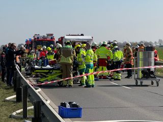 Hilfe ohne Grenzen: Erfolgreiche Großübung "EMREX" in Gangelt - 700 Retter aus drei Nationen trainieren Ernstfall