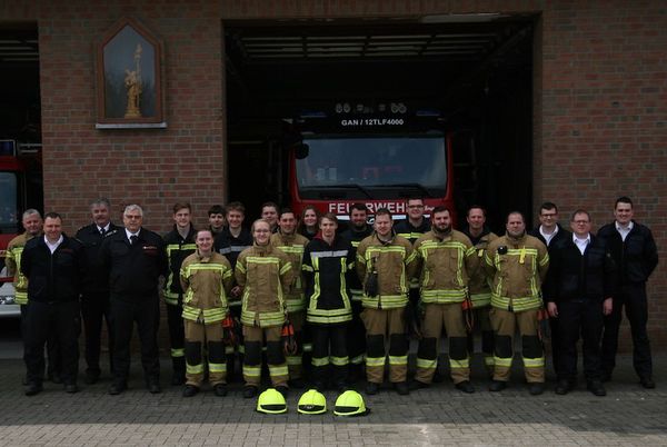 13 neue Einsatzkräfte für die Feuerwehr Gangelt
